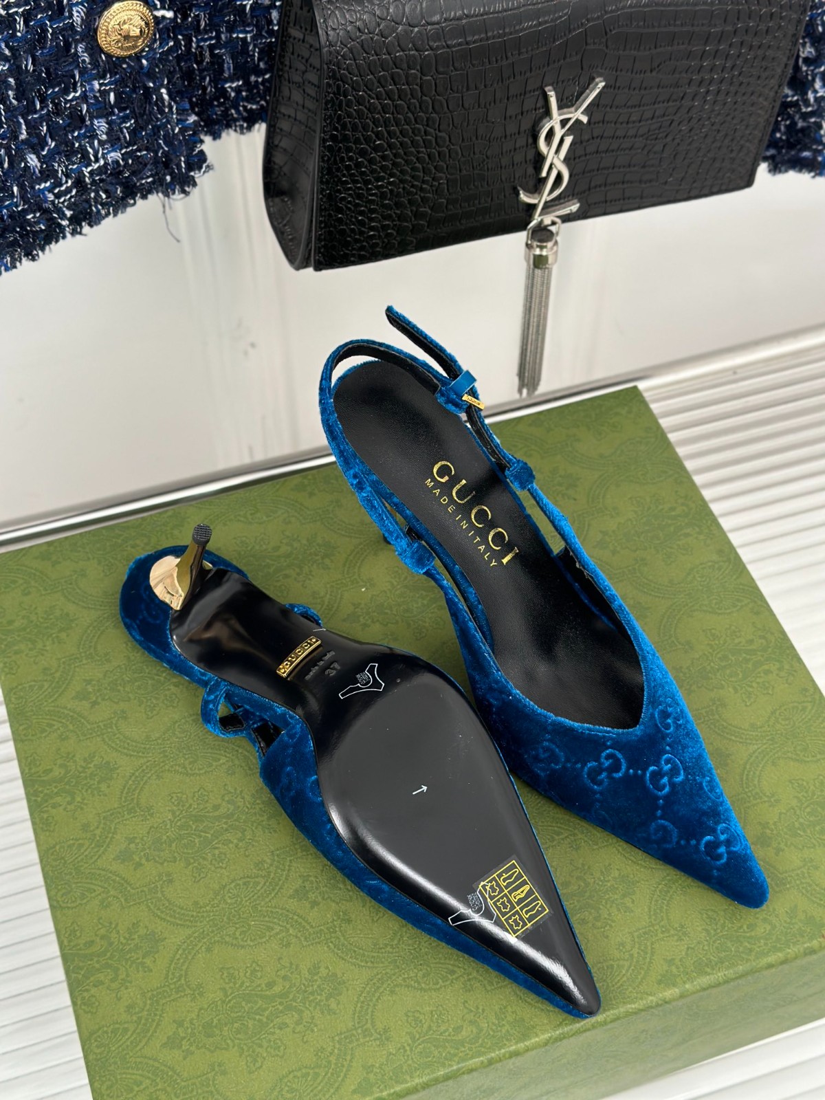 067 34123113 SIZE 35-41