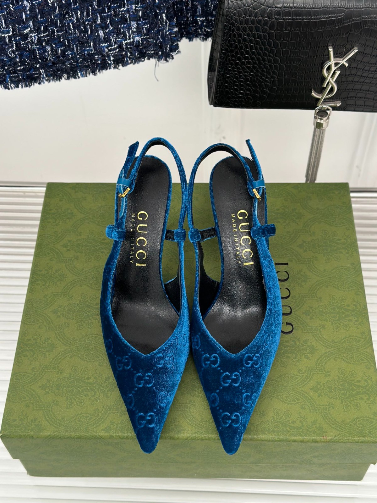 067 34123113 SIZE 35-41