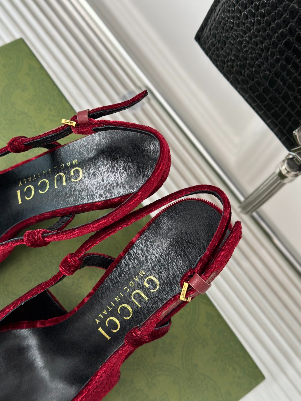 065 34123113 SIZE 35-41