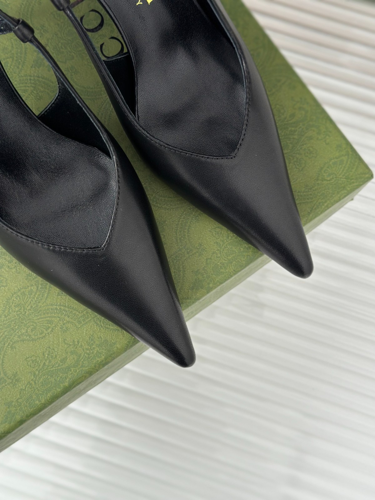 064 34123113 SIZE 35-41