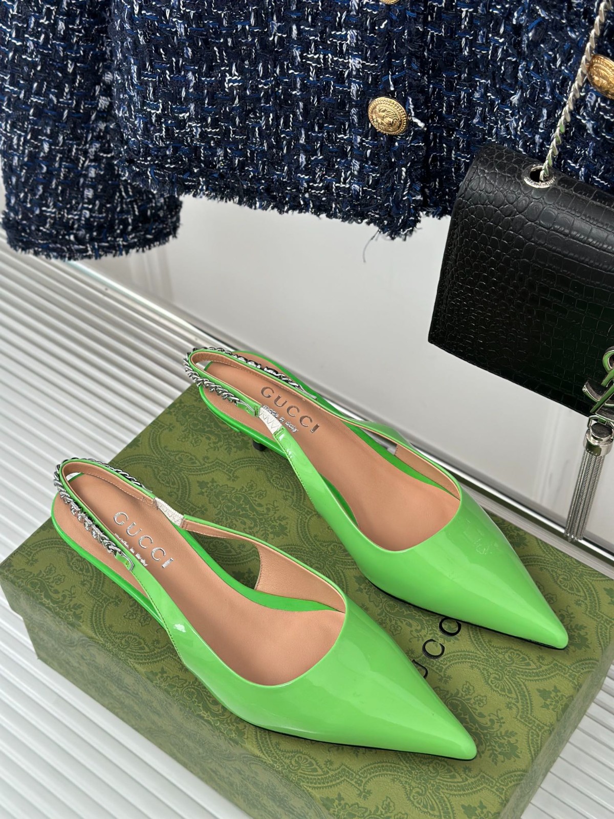 050 37123125 SIZE 35-42