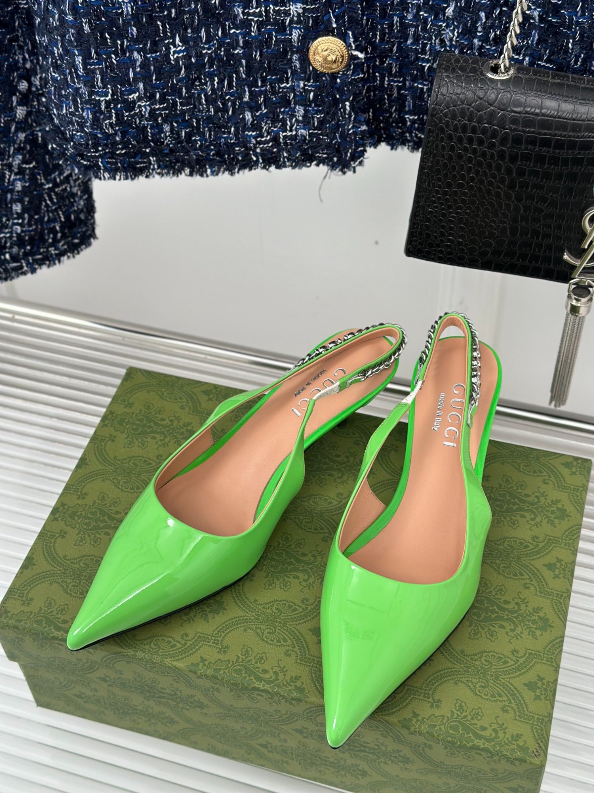 050 37123125 SIZE 35-42