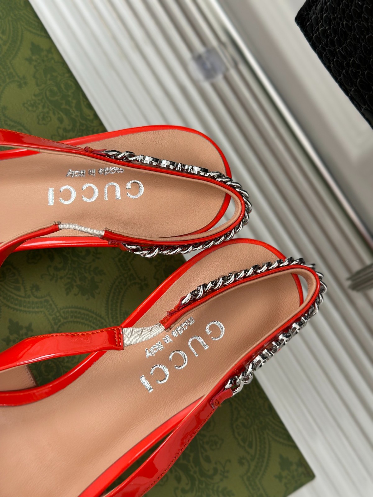 049 37123125 SIZE 35-42