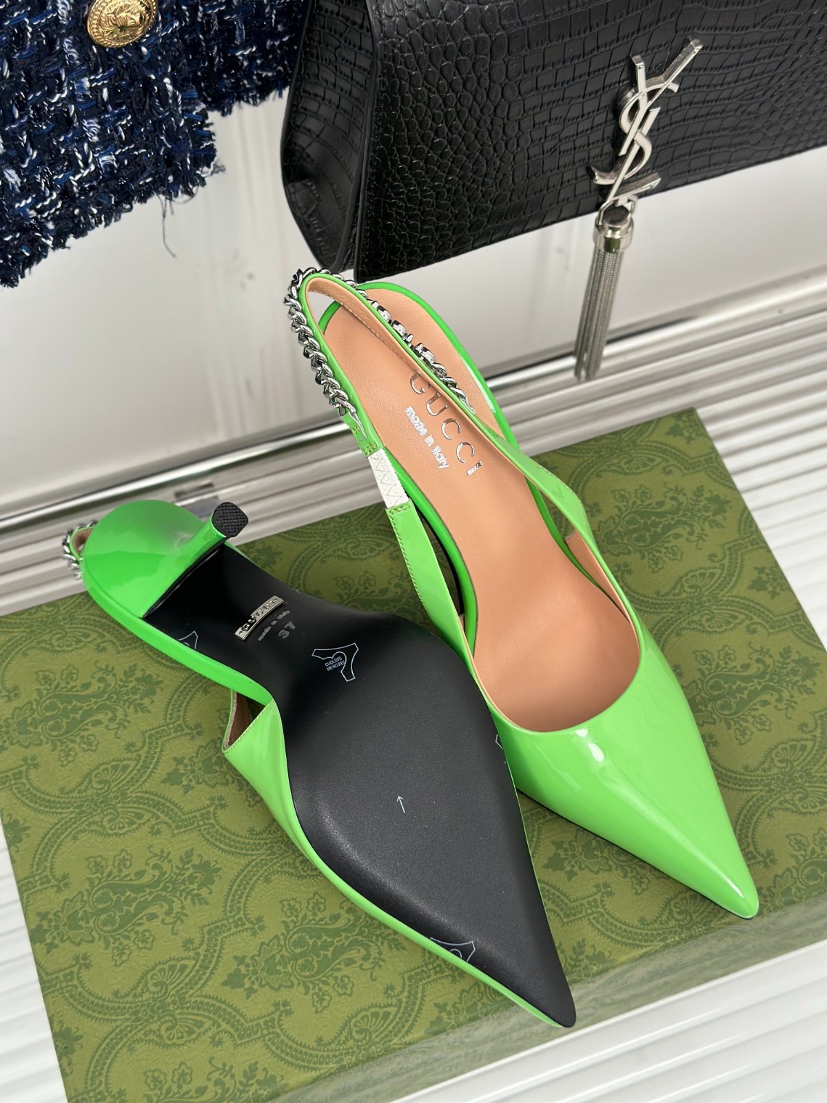 046 37123125 SIZE 35-42