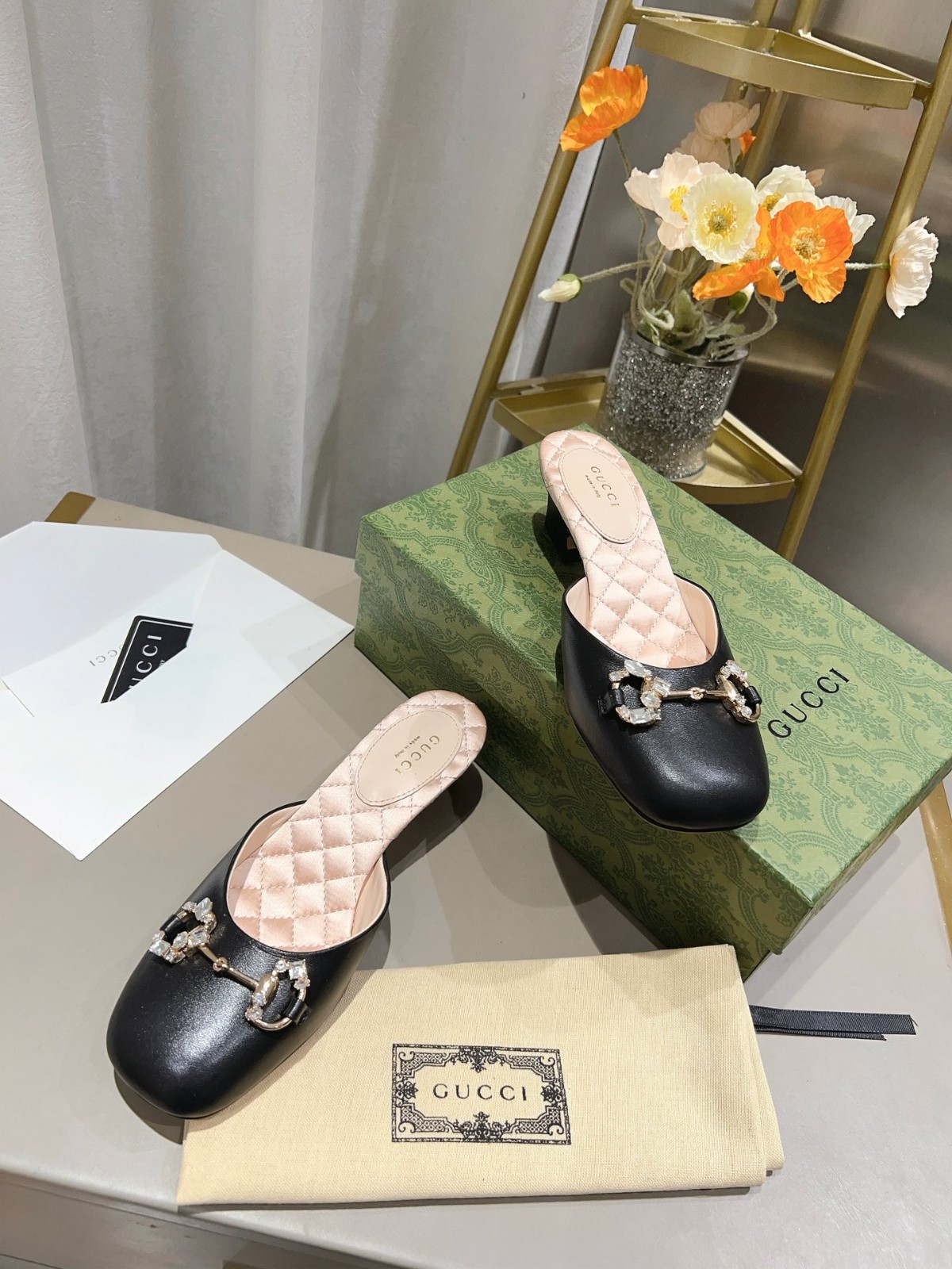 038 33123111 SIZE 35-41