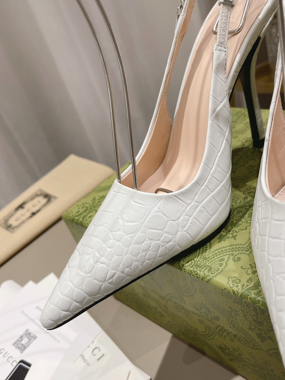 027 SIZE 35-43