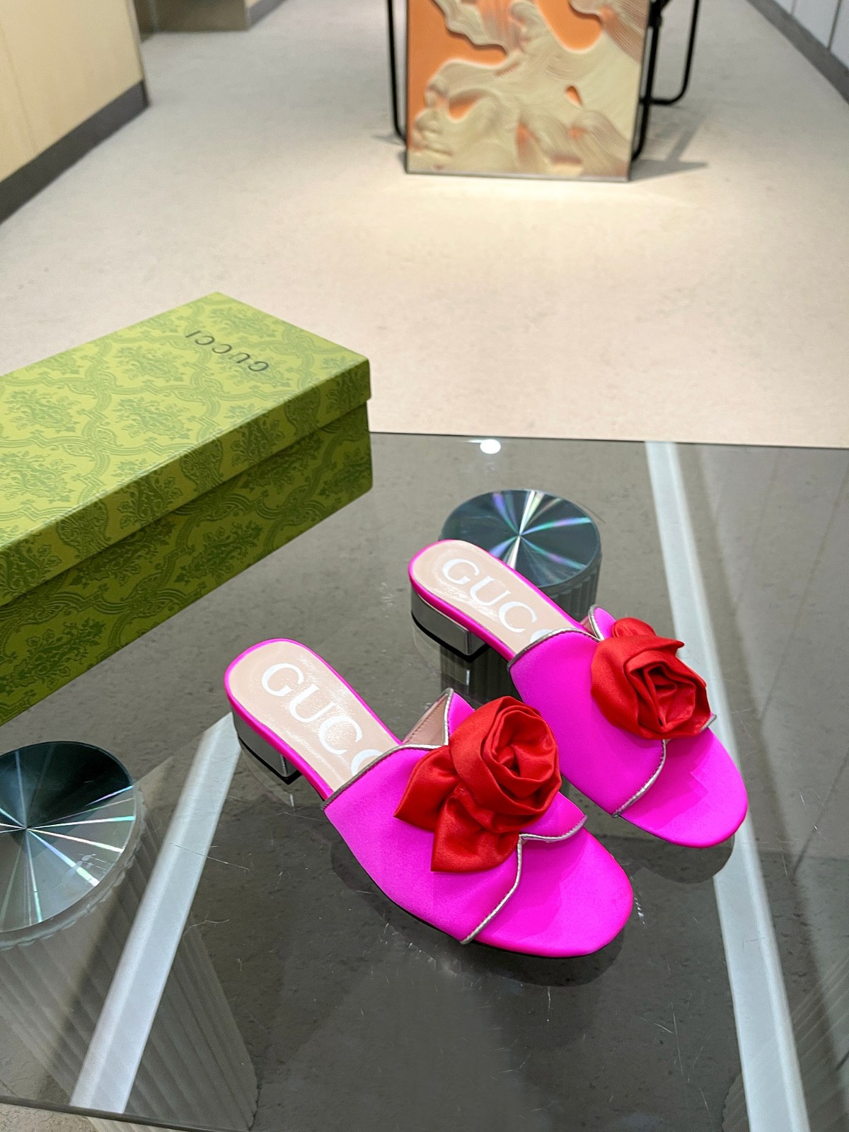 003 24123090 SIZE 35-42
