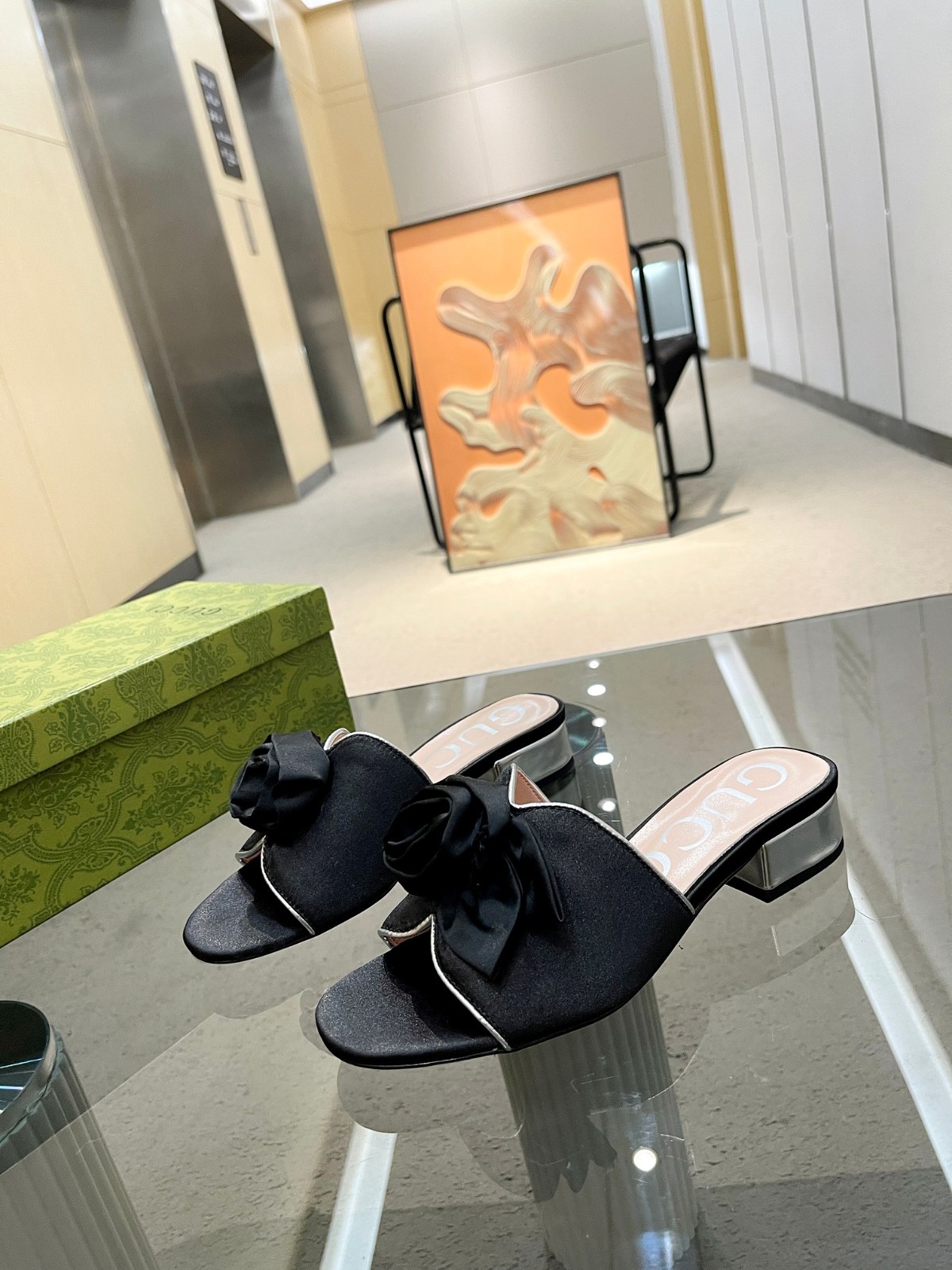 001 24123090 SIZE 35-42