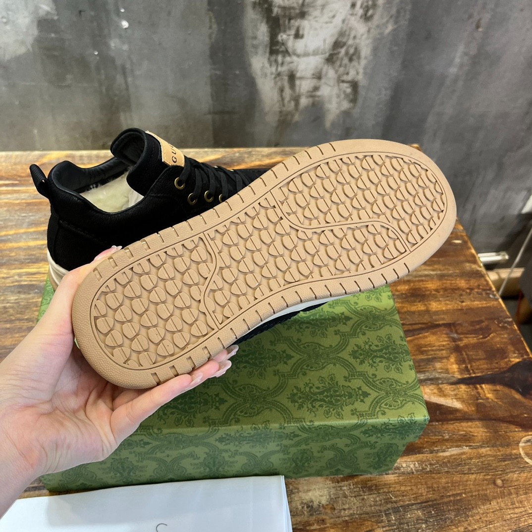 039 42123132 SIZE 37-45