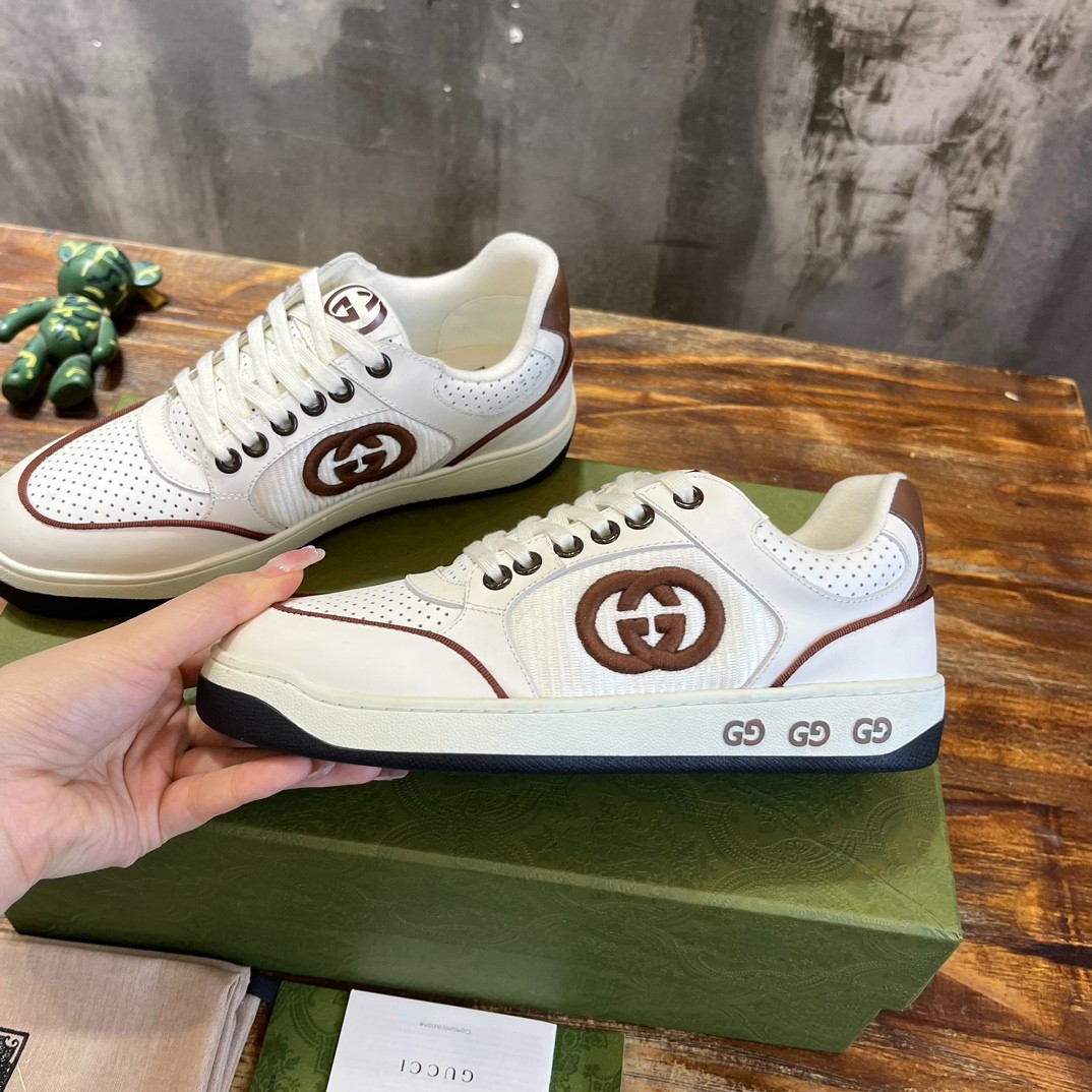 038 33123111 SIZE 35-46