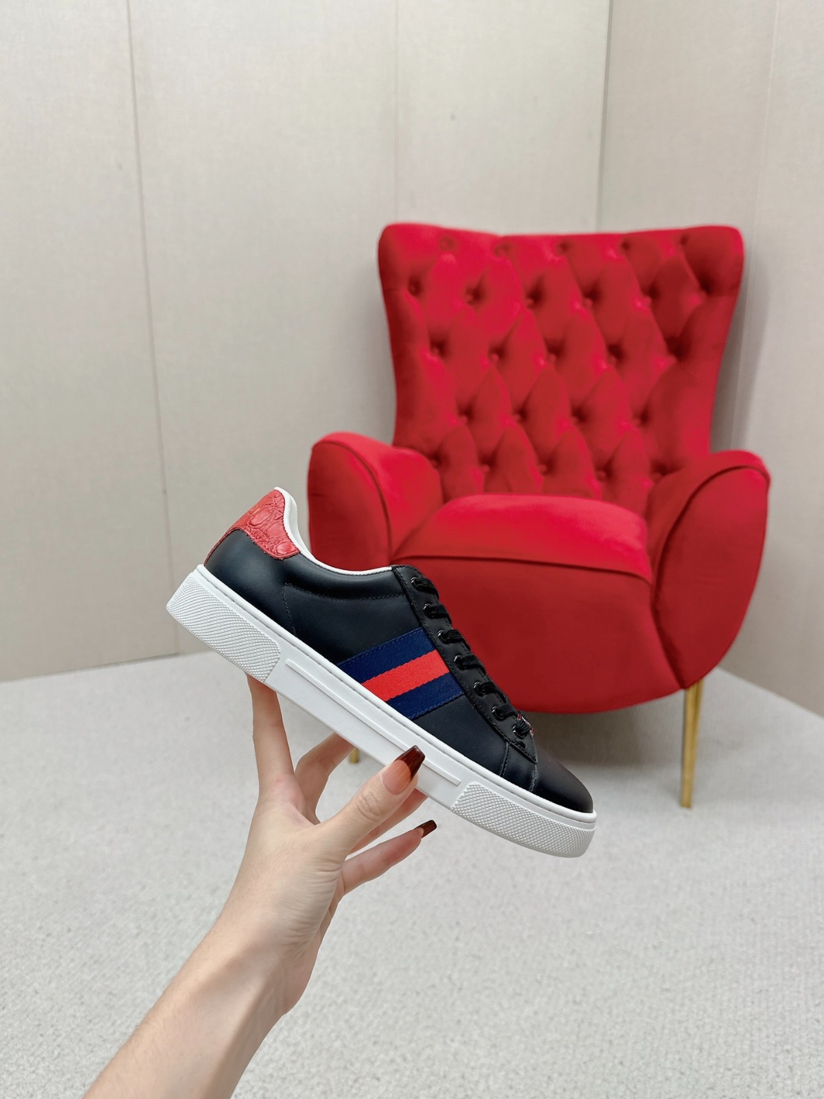 020 34123113 SIZE 35-45