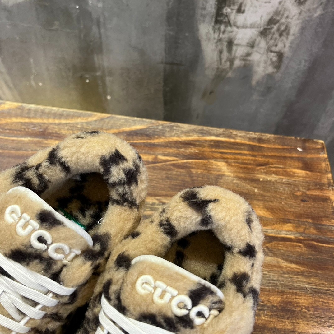 018 40123127 SIZE 35-40