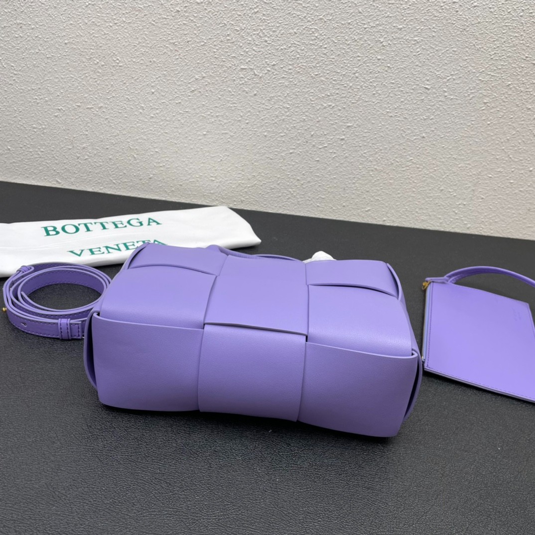 094 057#212-BV-bags-2023SS