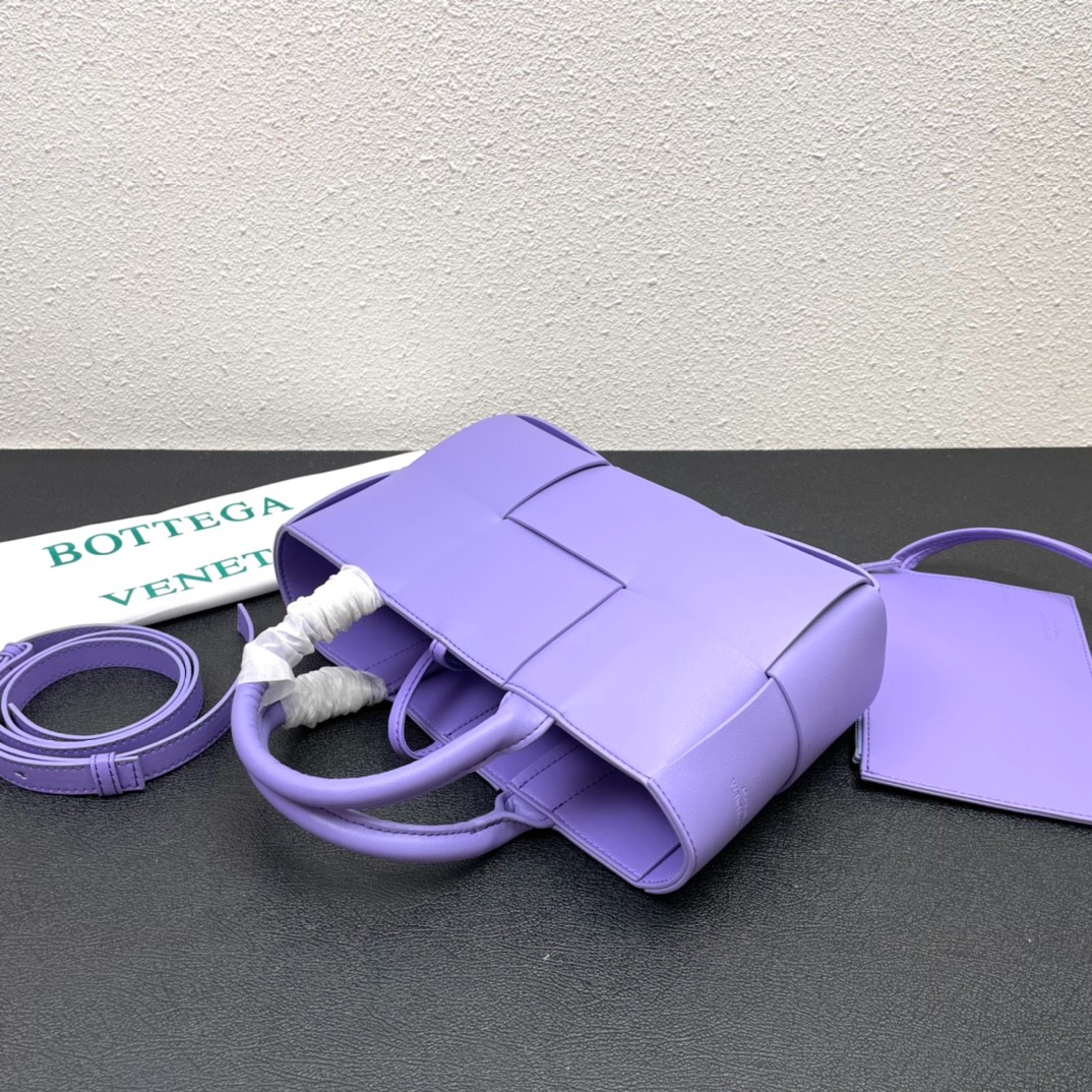 094 057#212-BV-bags-2023SS