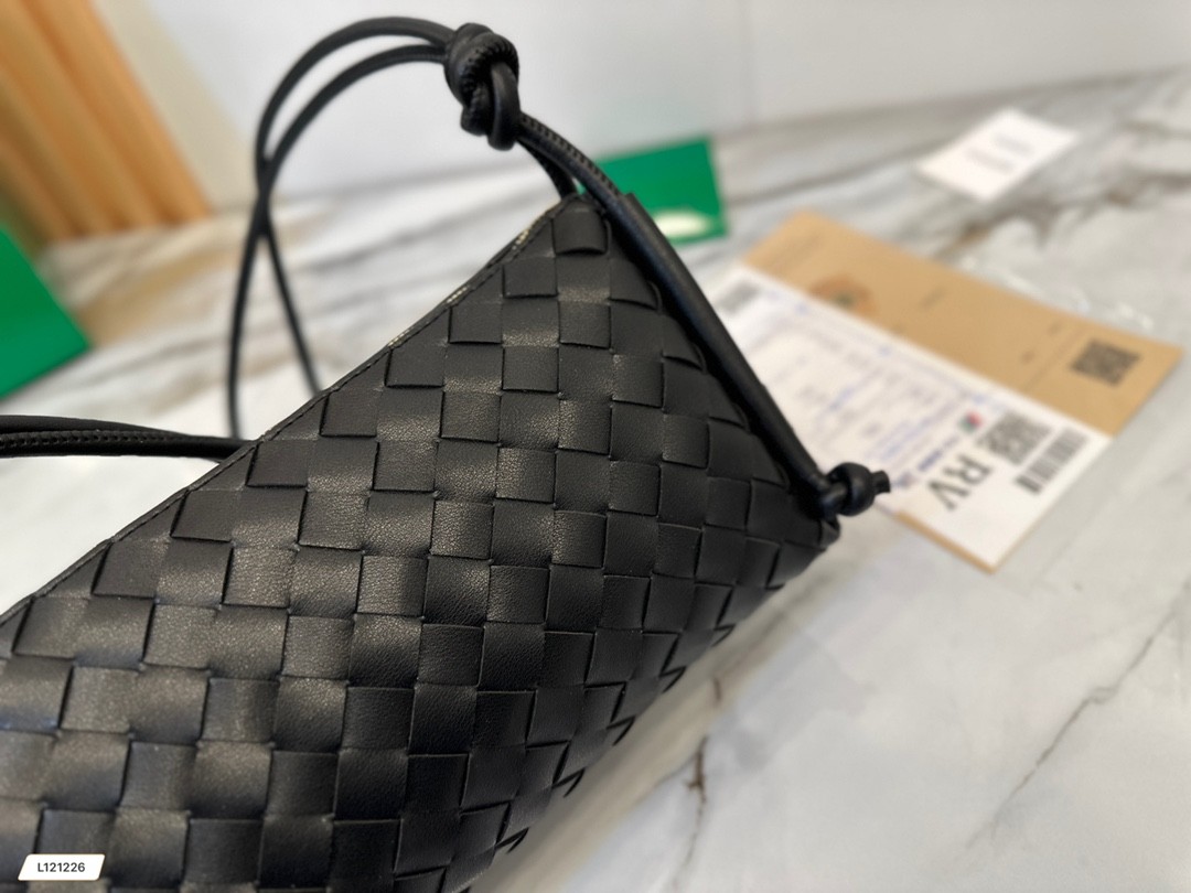 052 015#212-BV-bags-2023SS
