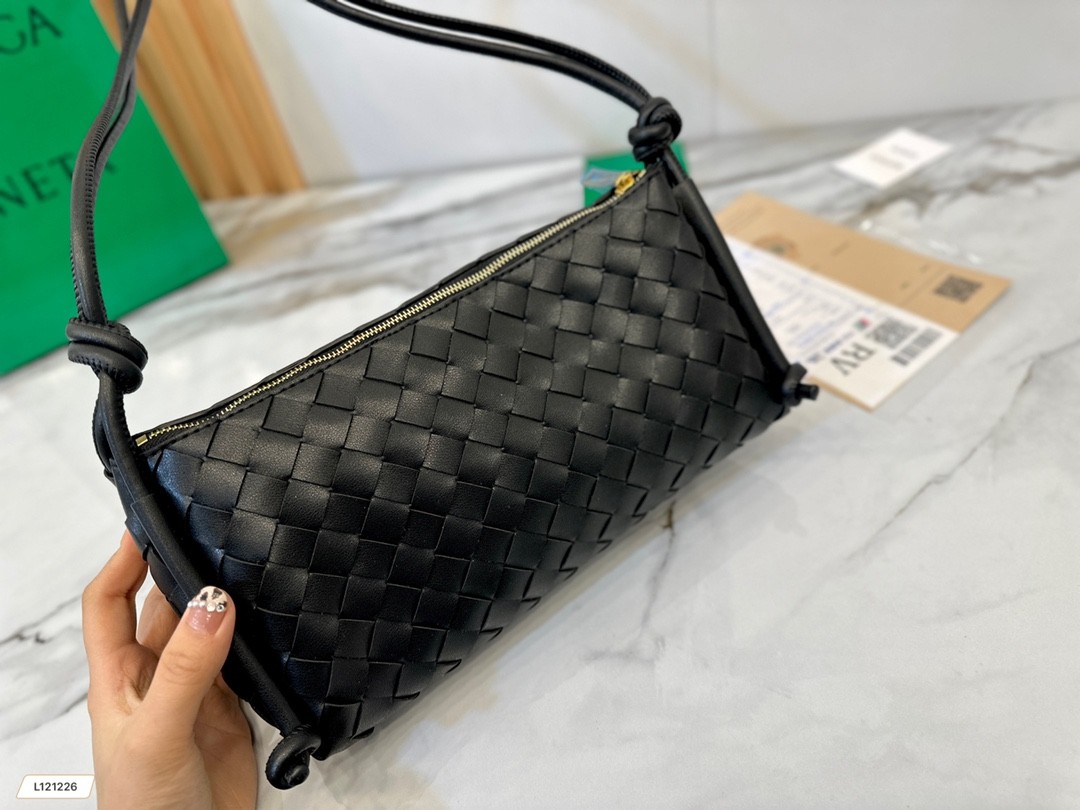 052 015#212-BV-bags-2023SS