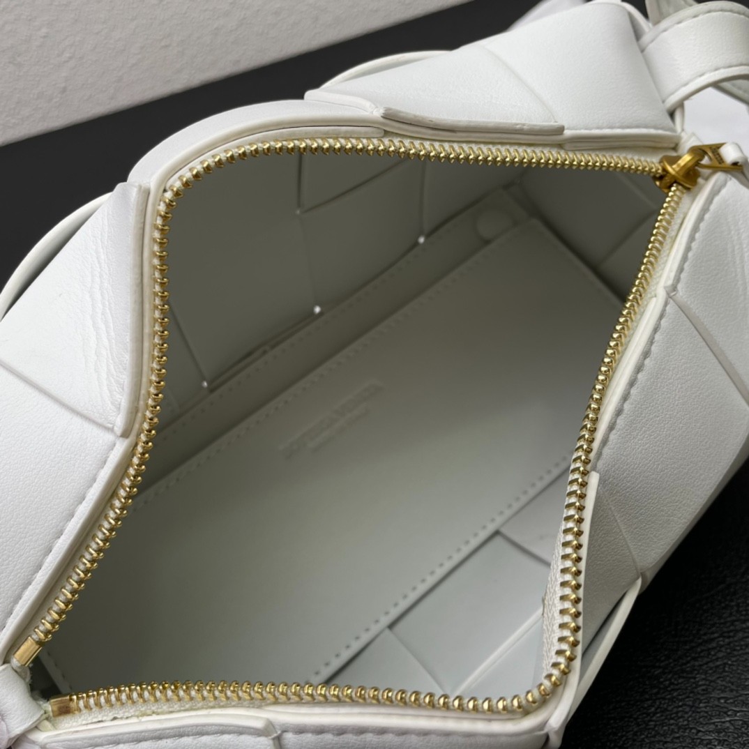 018 018#212-BV-bags-02-2023SS