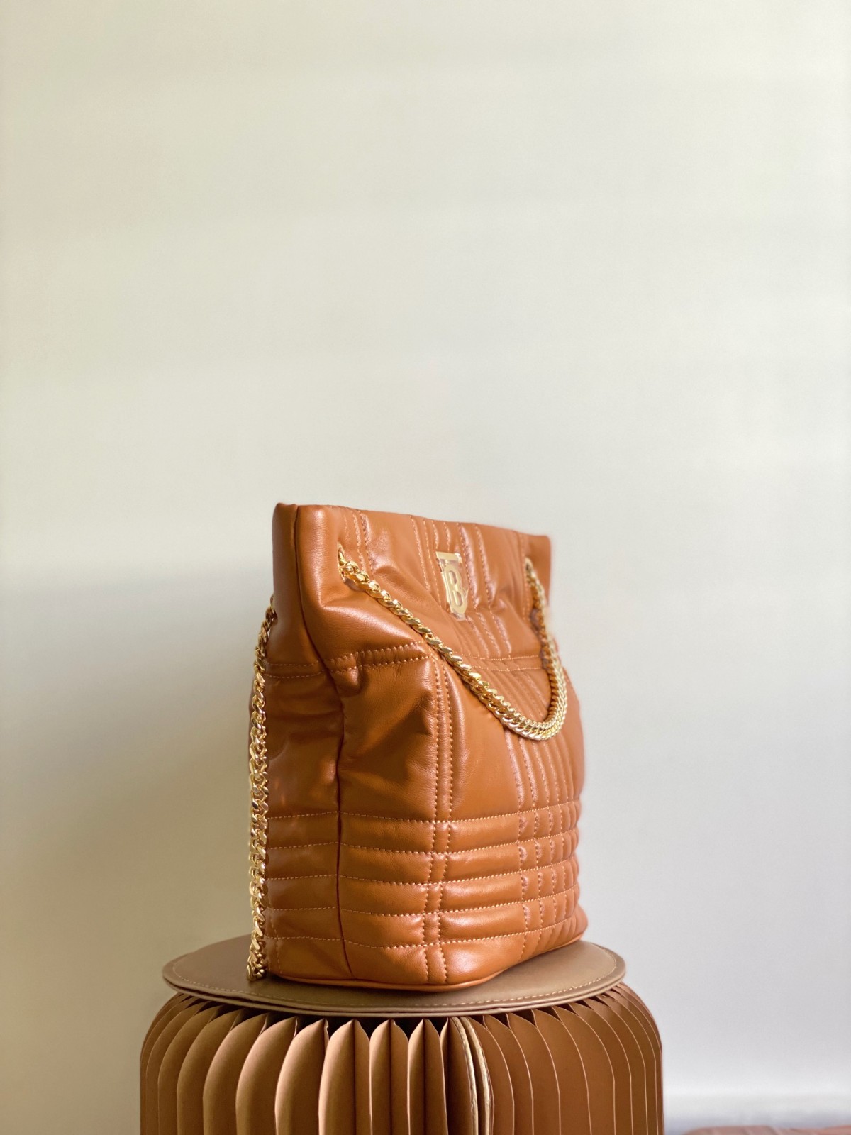 115 84123229（38×12.5×30cm）