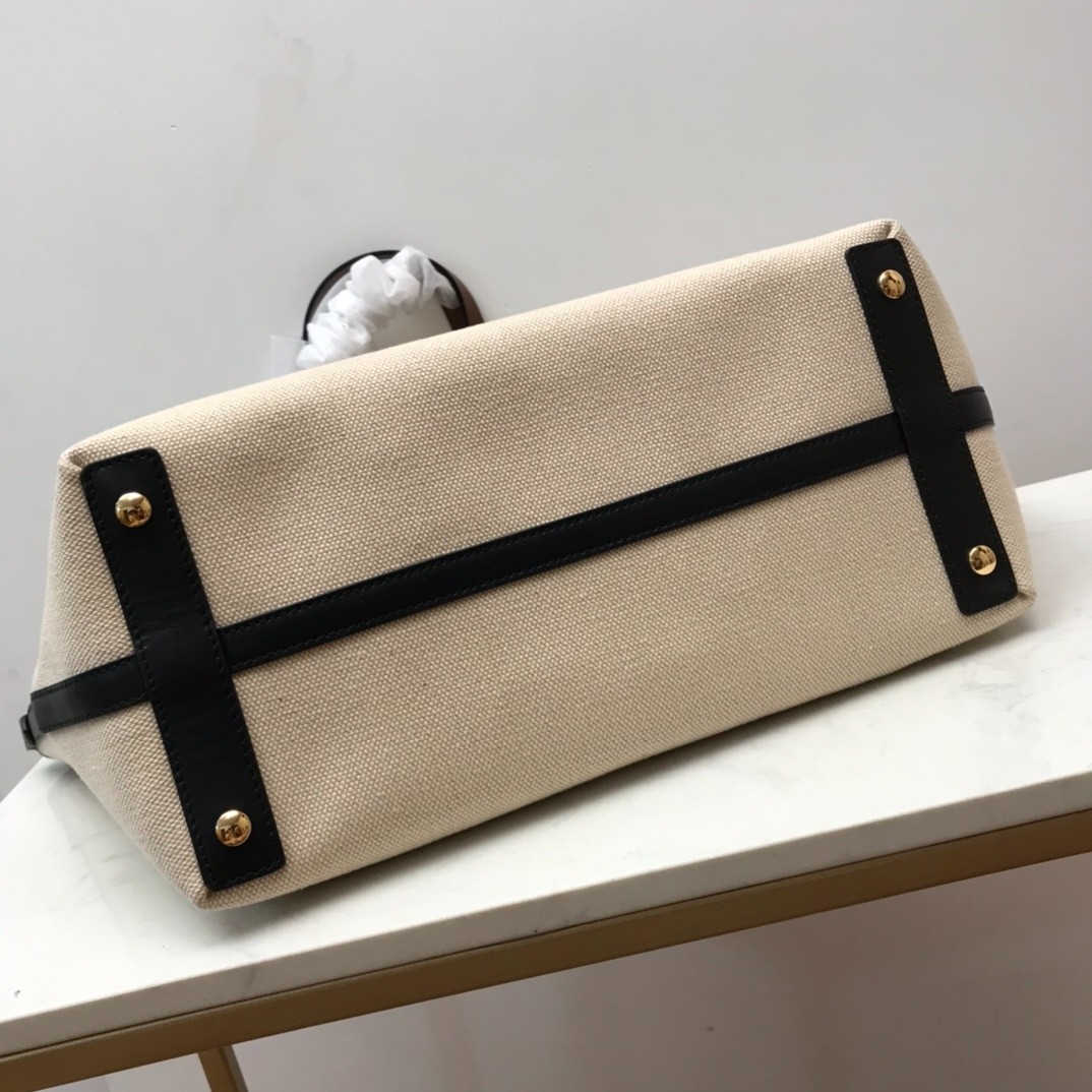 039 60123173 （35 x 31 x 15cm）
