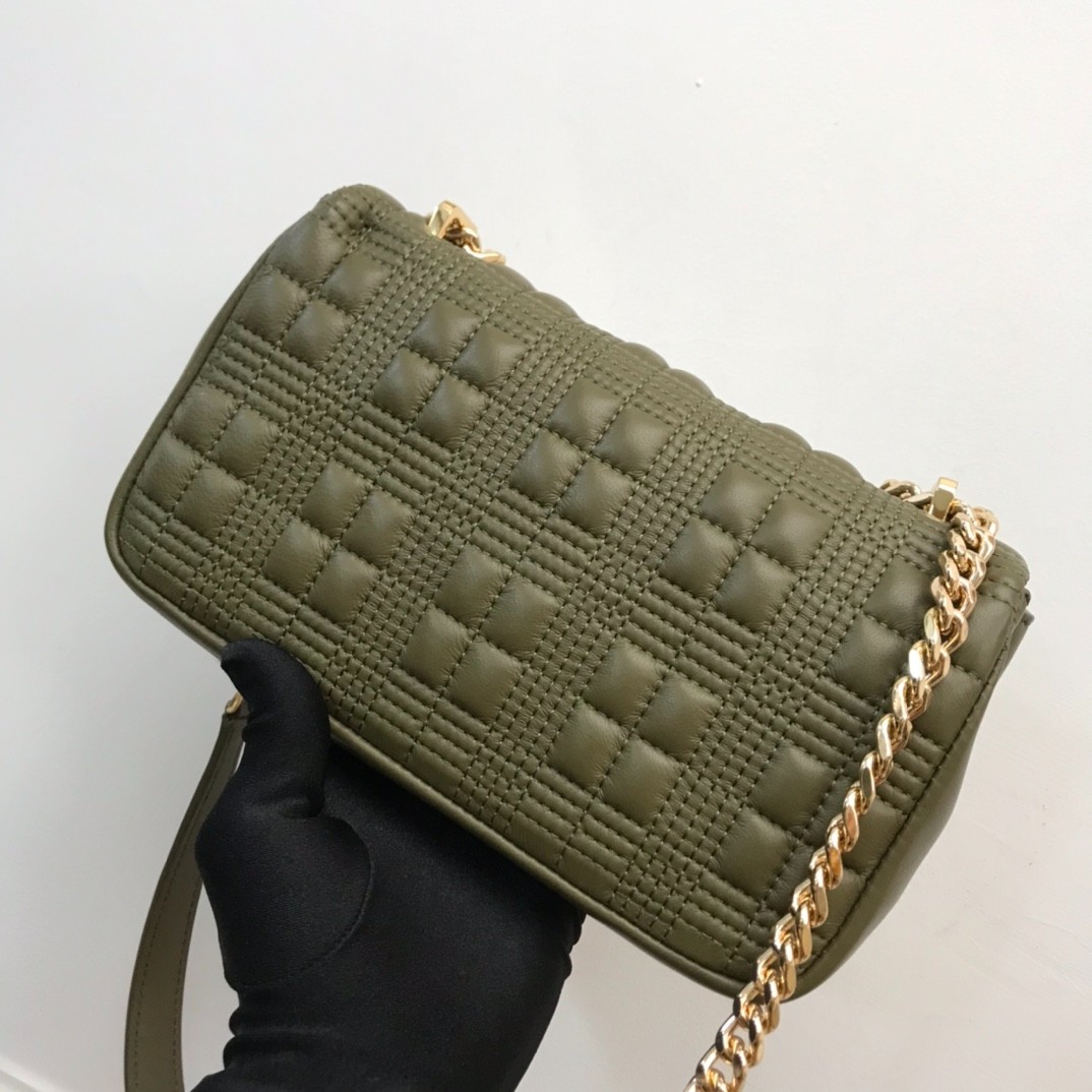 079 67123190（23 x 13 x 6cm）