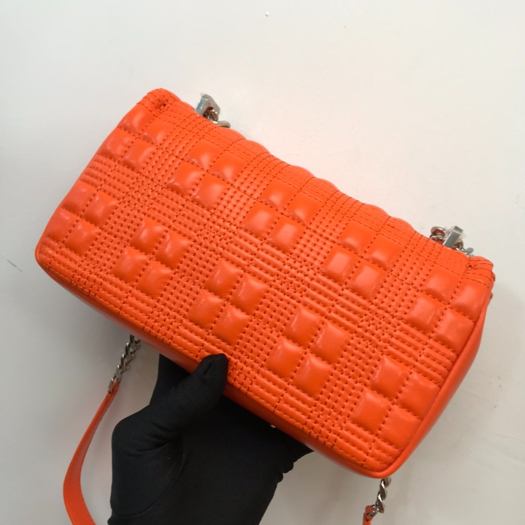 076 67123190（23 x 13 x 6cm）