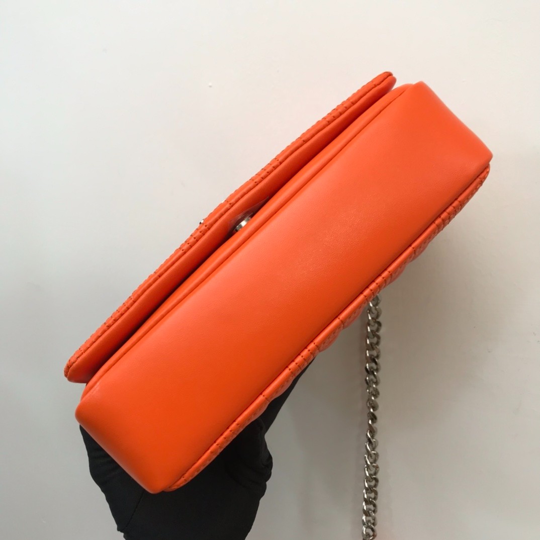 076 67123190（23 x 13 x 6cm）