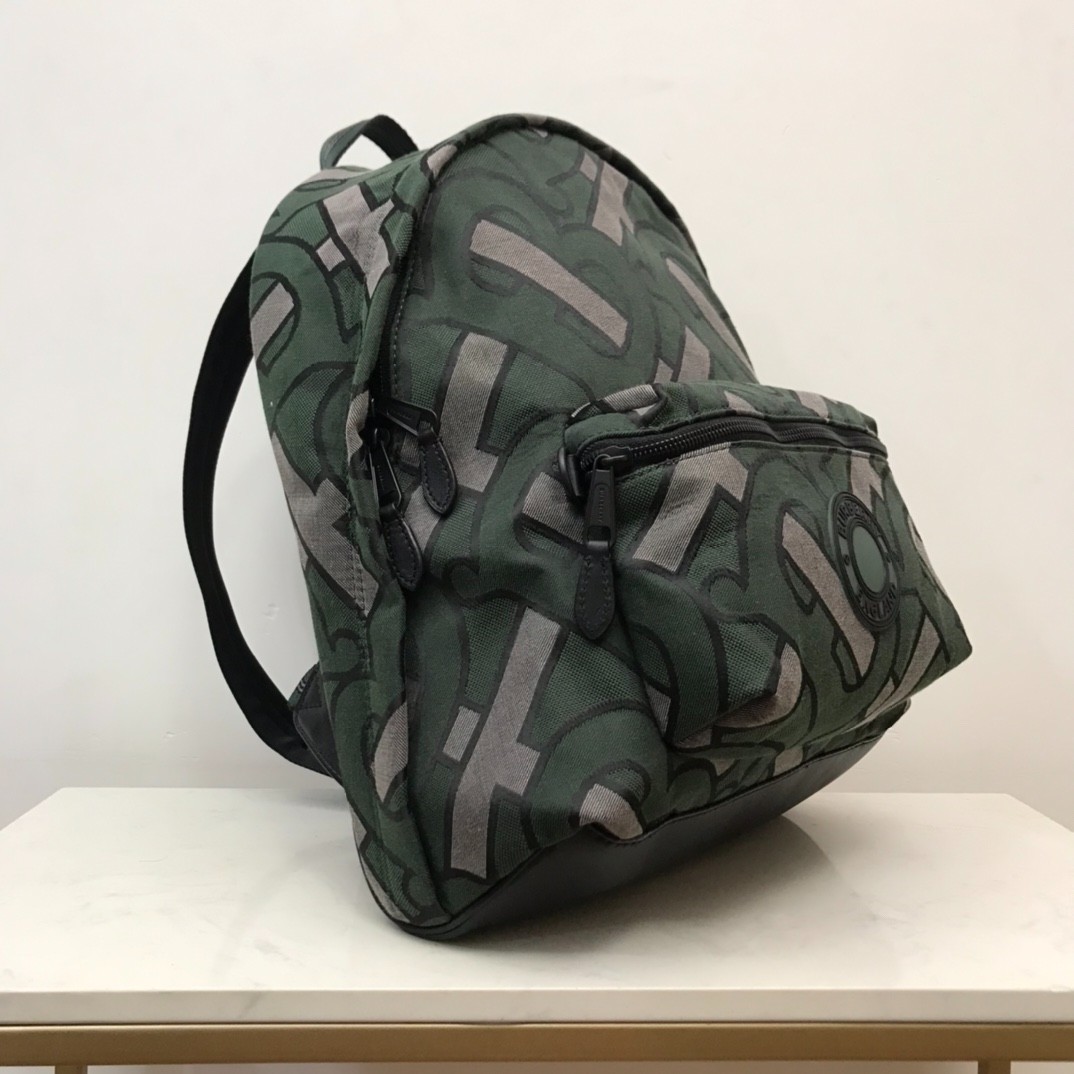 050 50123150 (30.5 x 14.5 x 42.5cm)
