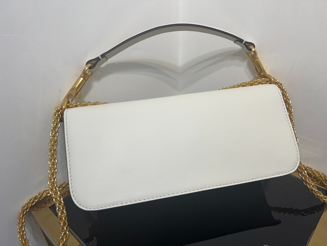276 75123208 （ 27 x 13 x  6cm）