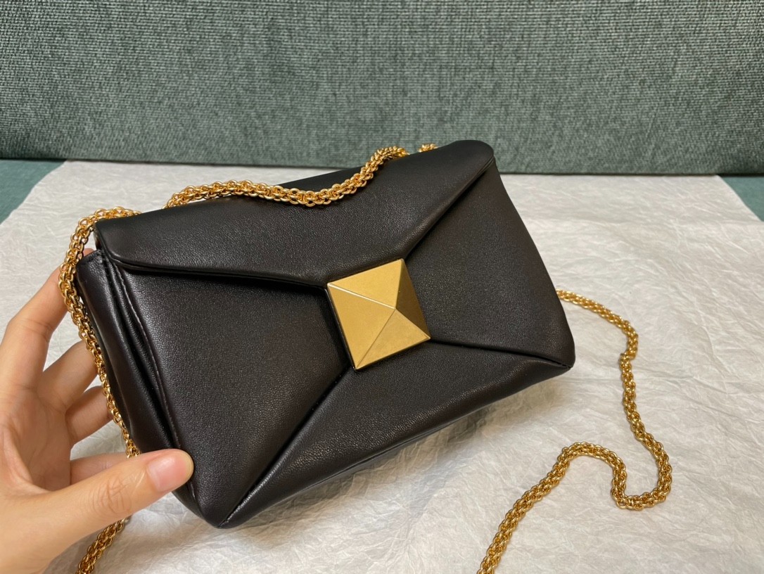 257 80123220 （19x14x11cm）