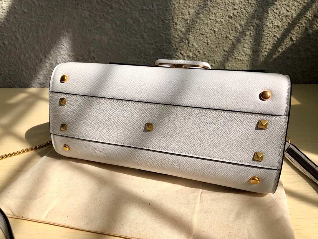 208 66123187 (25x15x11cm)