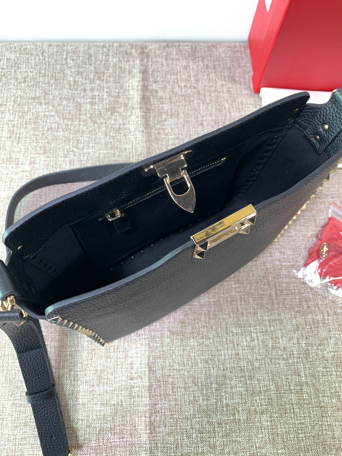 193 58123169 (27×7×25 cm)