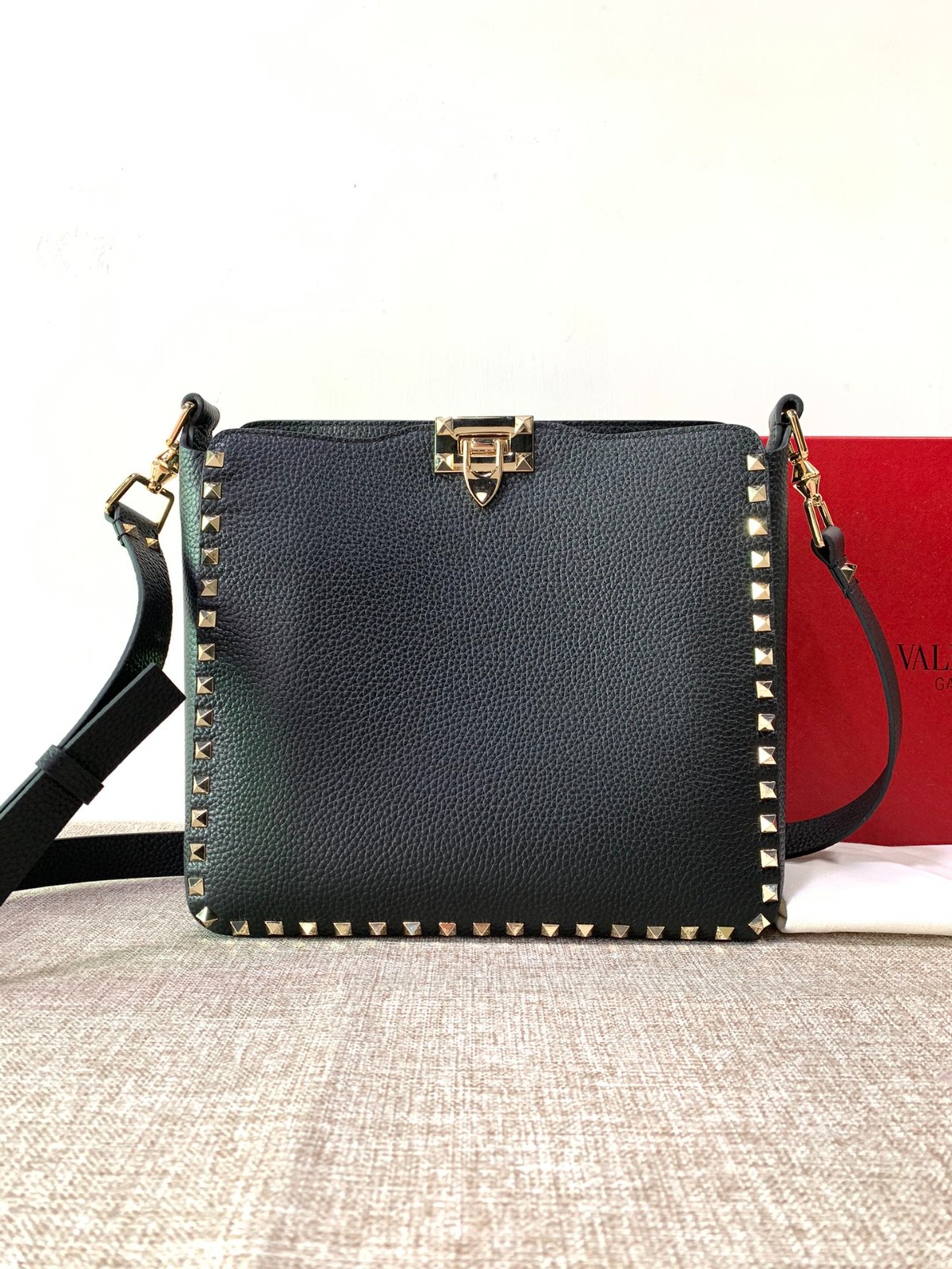 193 58123169 (27×7×25 cm)