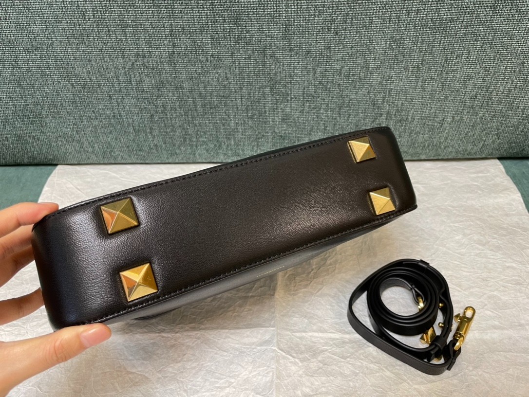 133 83123227 (20x15x7cm)
