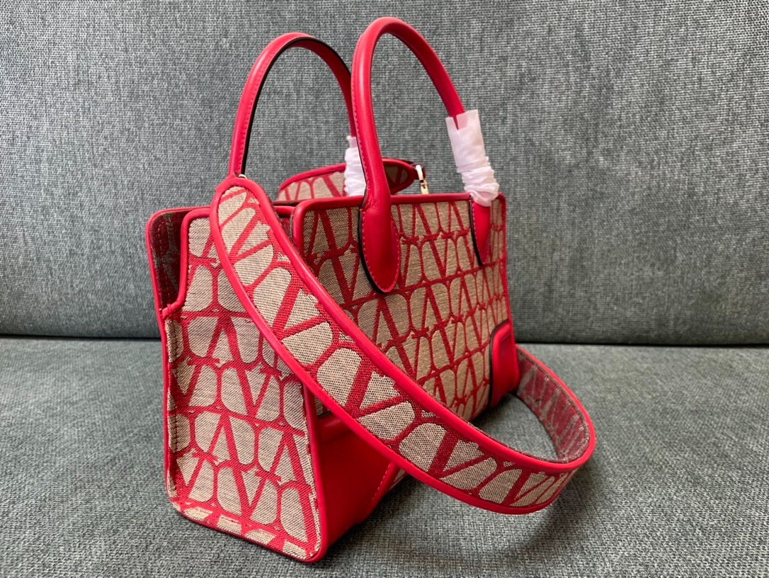 098 70123197 （28x19x12cm）