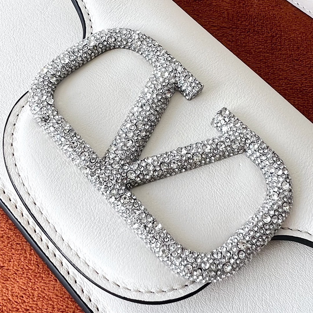 072 66123187 （20×11×5cm）