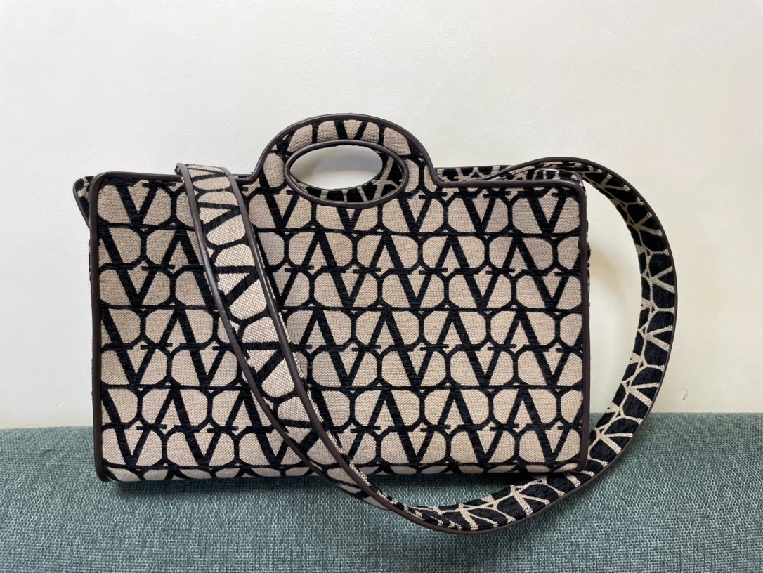 012 73123204 （40x25x17cm）