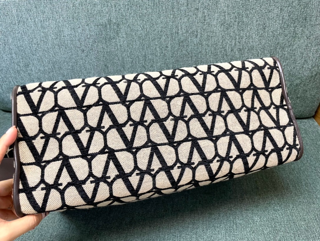 012 73123204 （40x25x17cm）