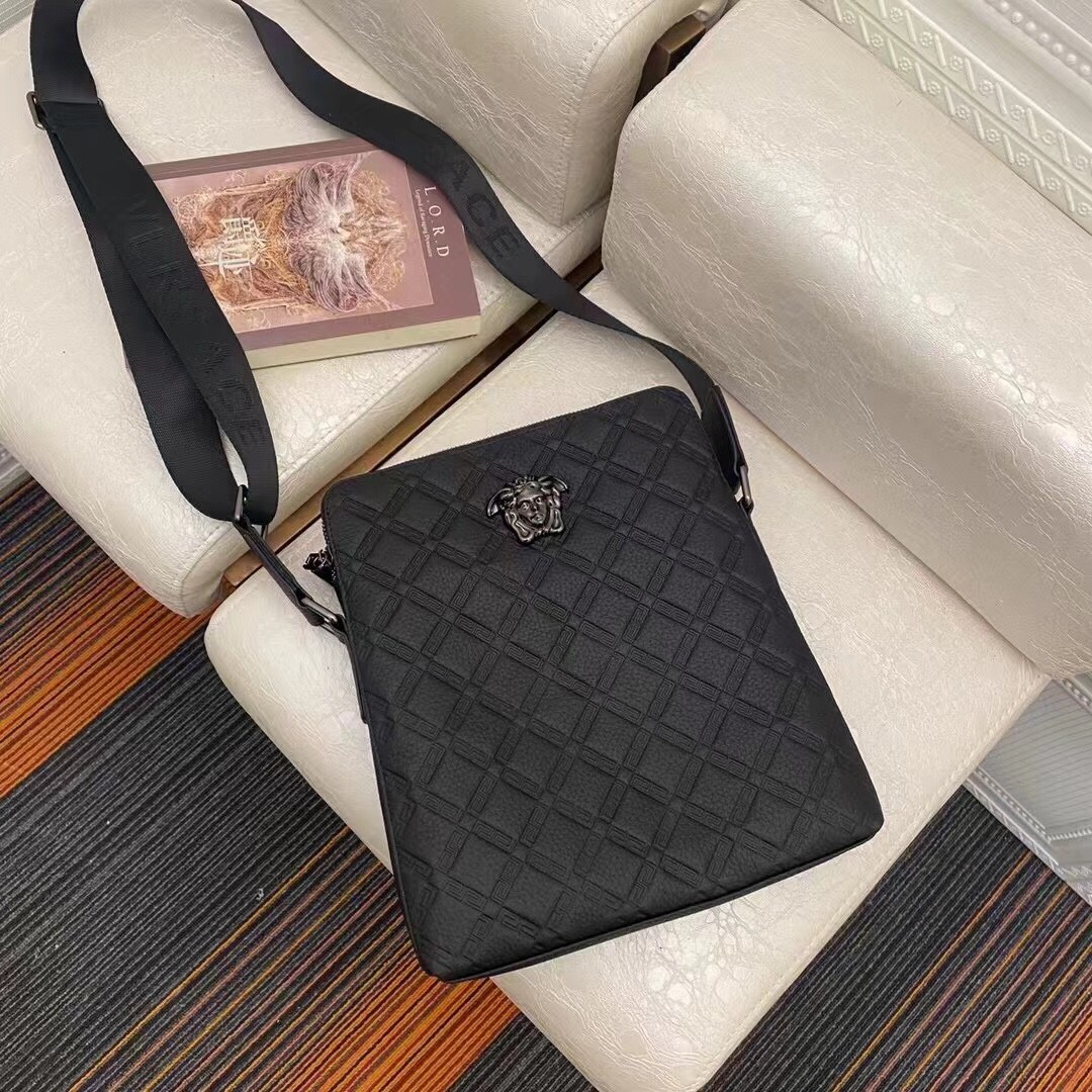 150 107#219-Versace-Bags-2023SS