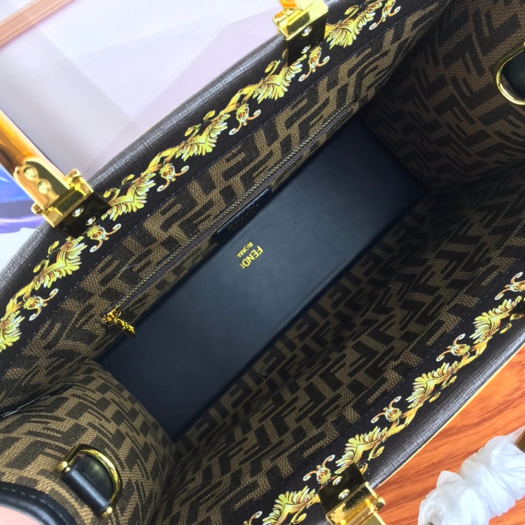 147 104#219-Versace-Bags-2023SS