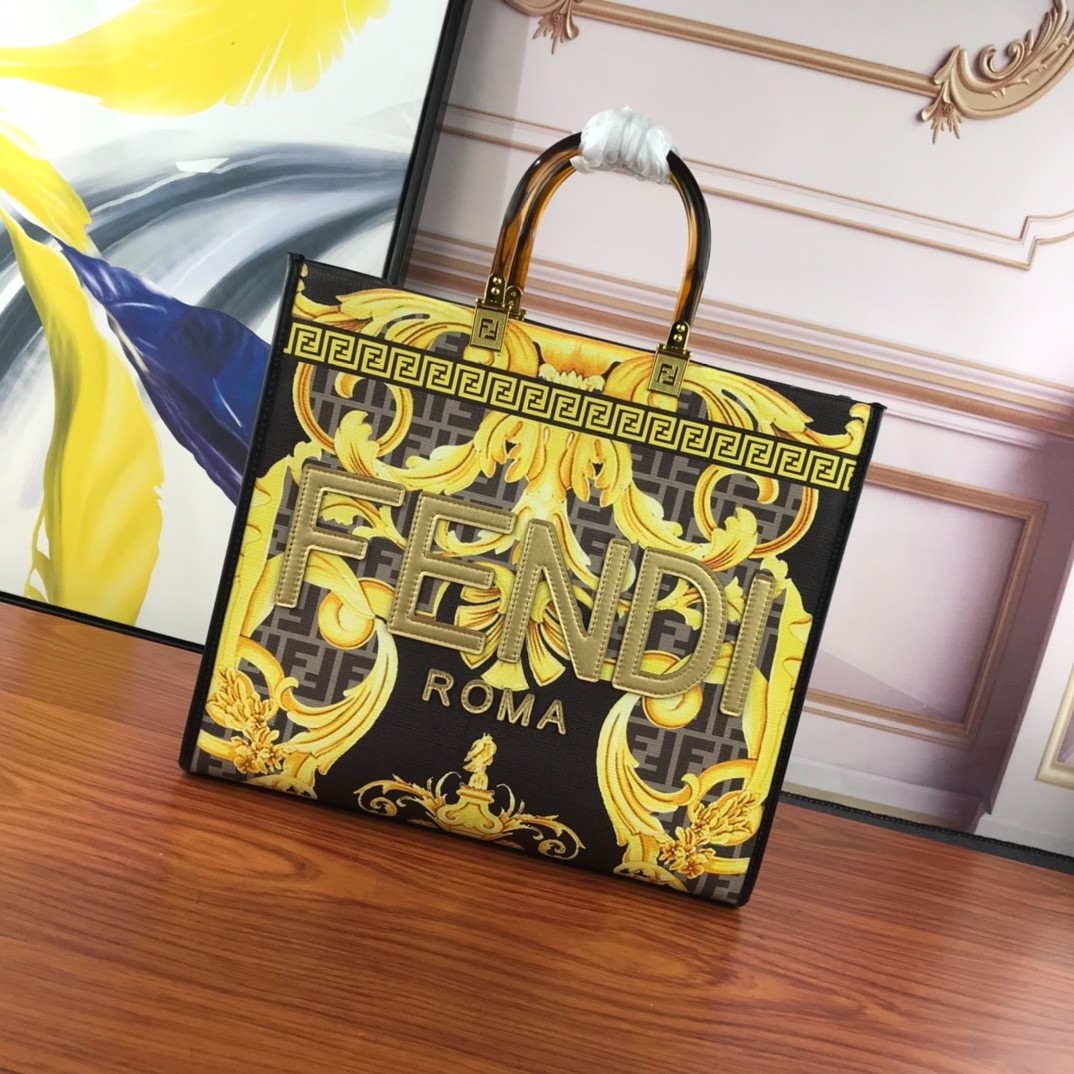 147 104#219-Versace-Bags-2023SS