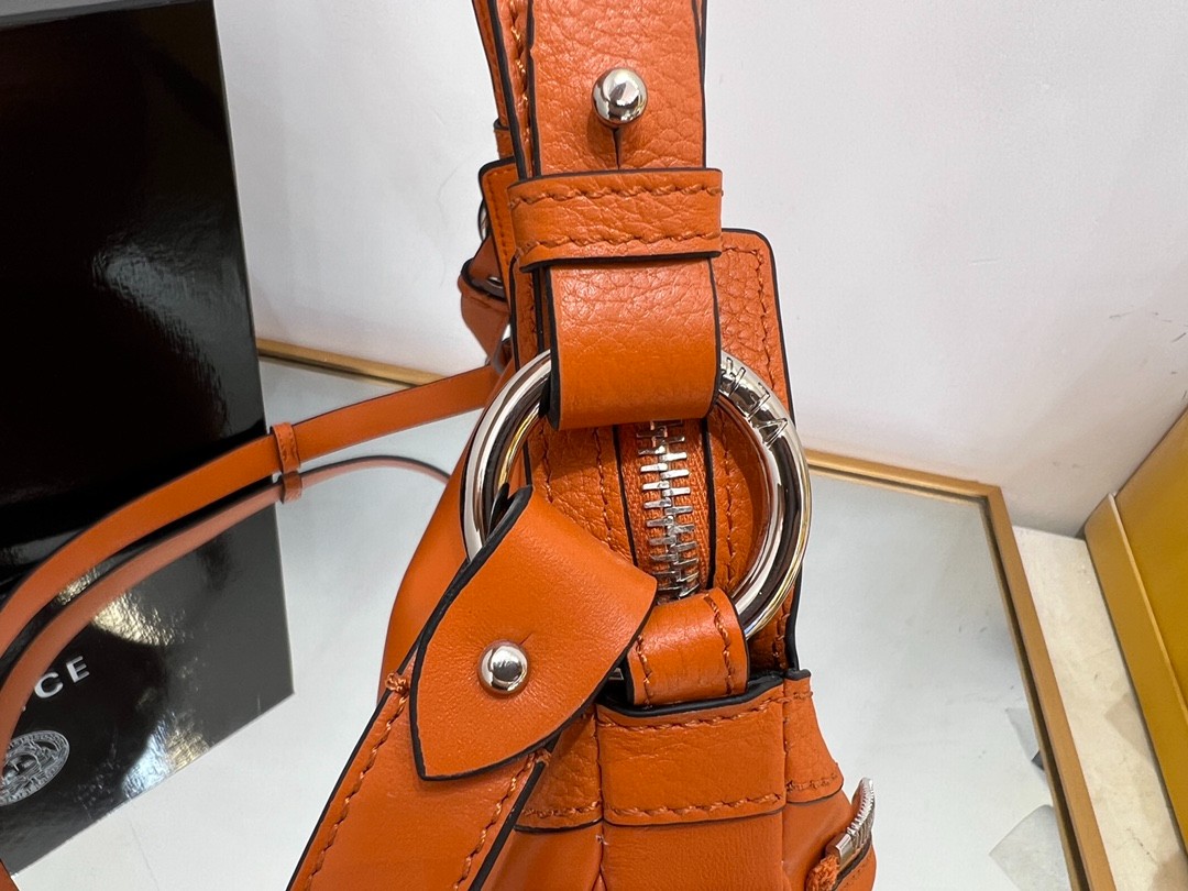 032 032#219-Versace-Bags-02-2023SS