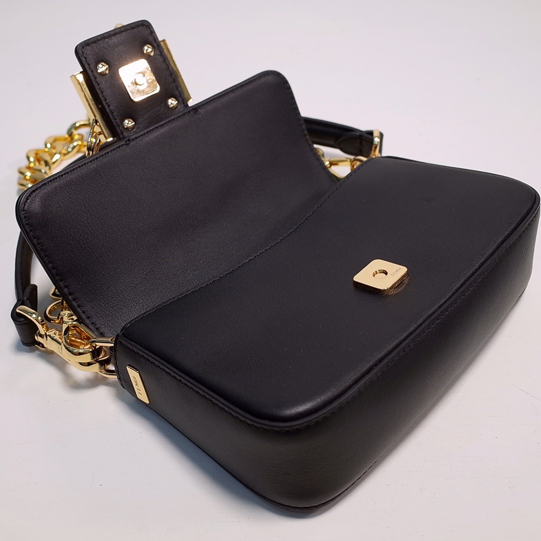 021 021#219-Versace-Bags-02-2023SS