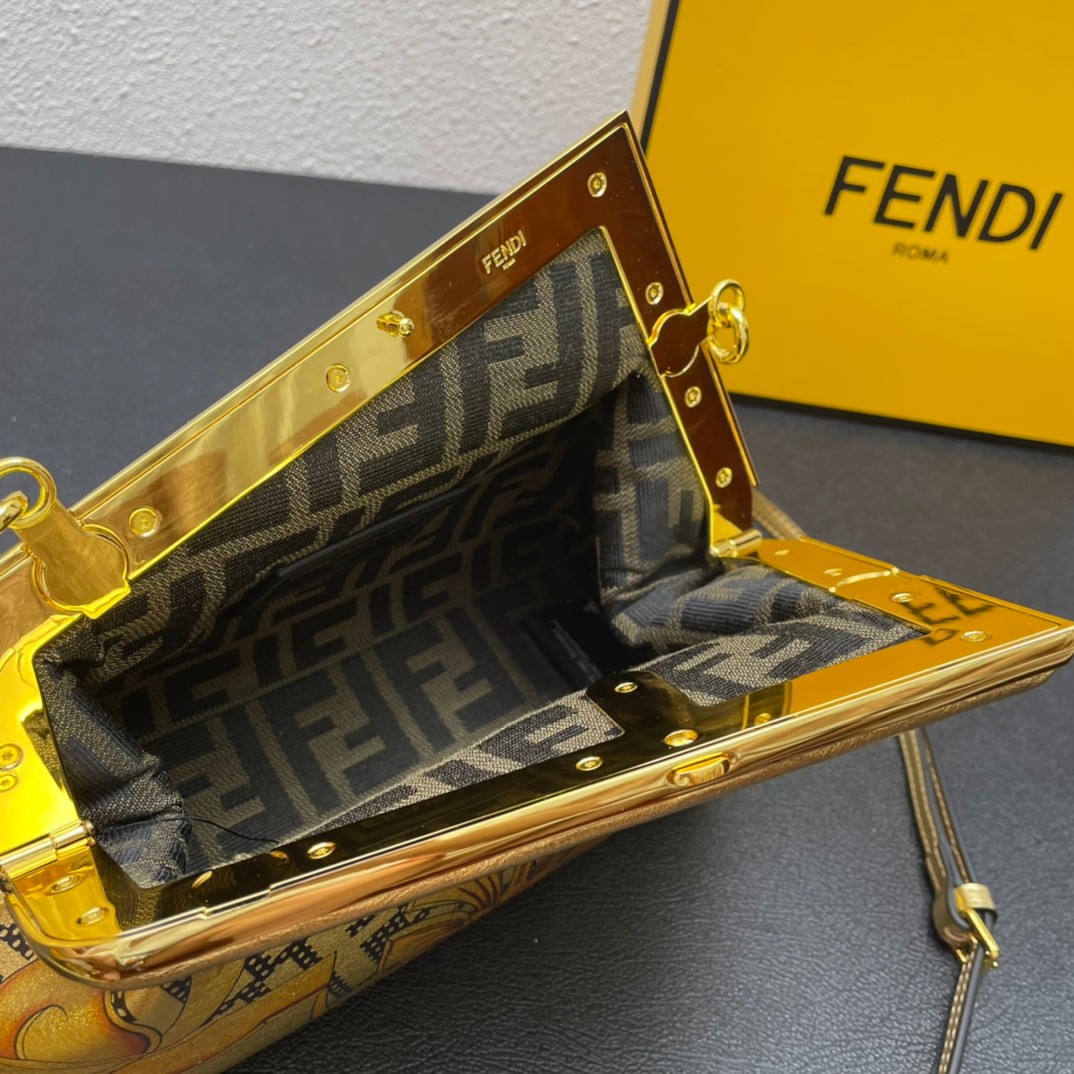 019 019#219-Versace-Bags-02-2023SS