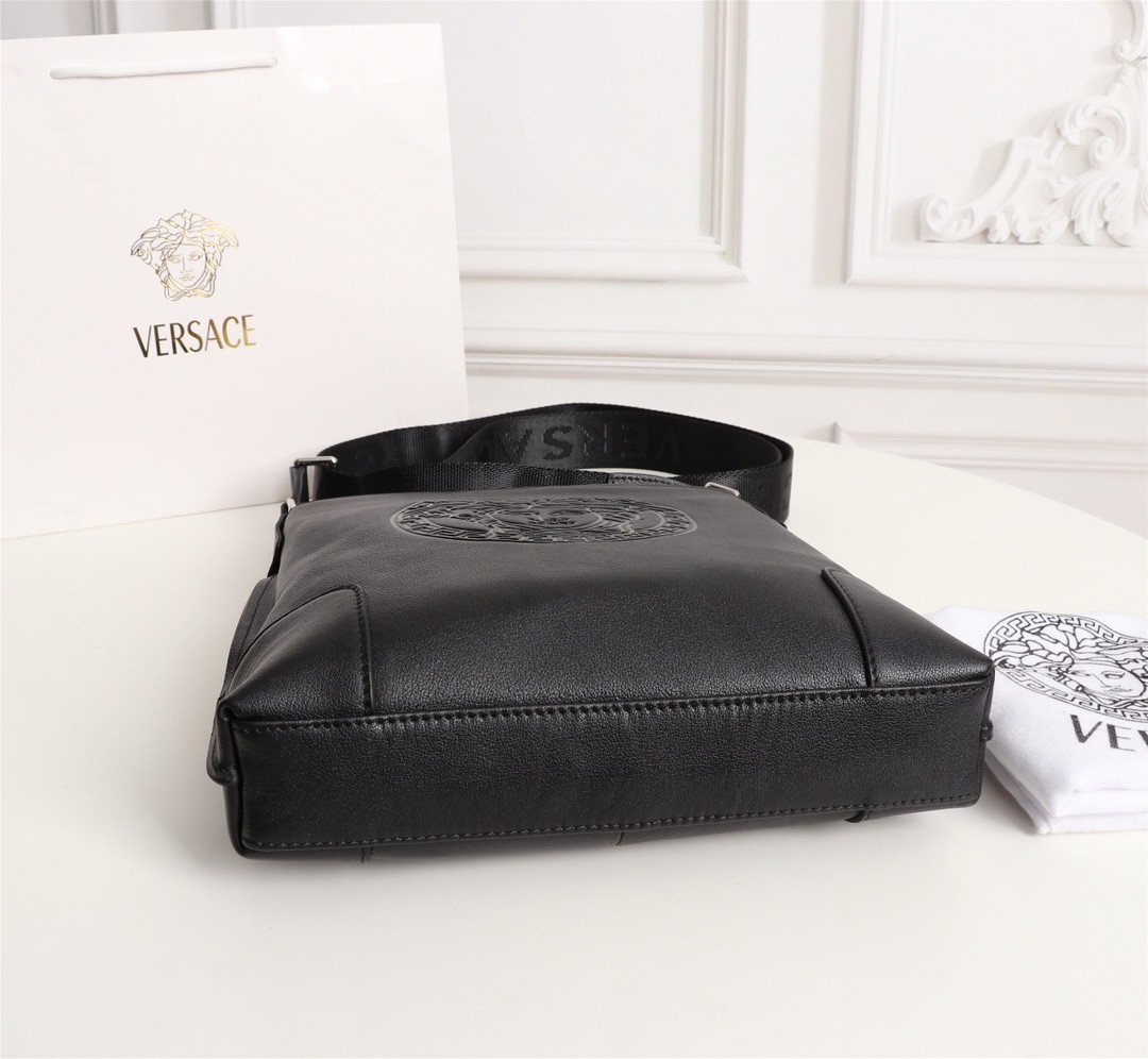 015 015#219-Versace-Bags-02-2023SS