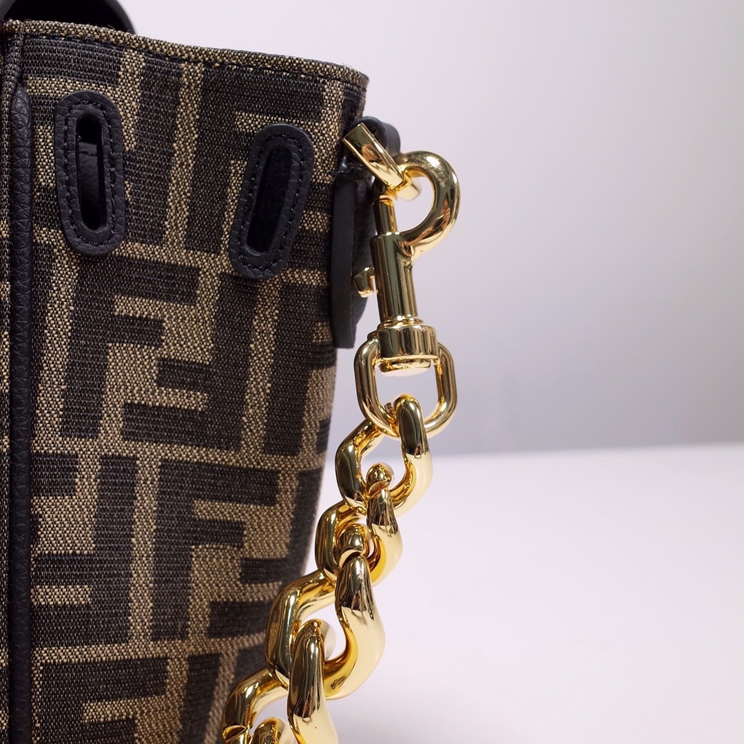 012 012#219-Versace-Bags-02-2023SS