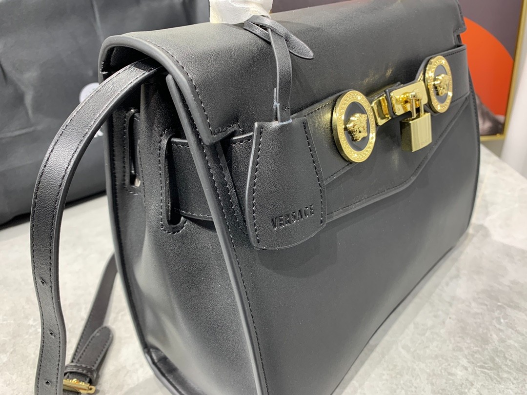 011 011#219-Versace-Bags-02-2023SS