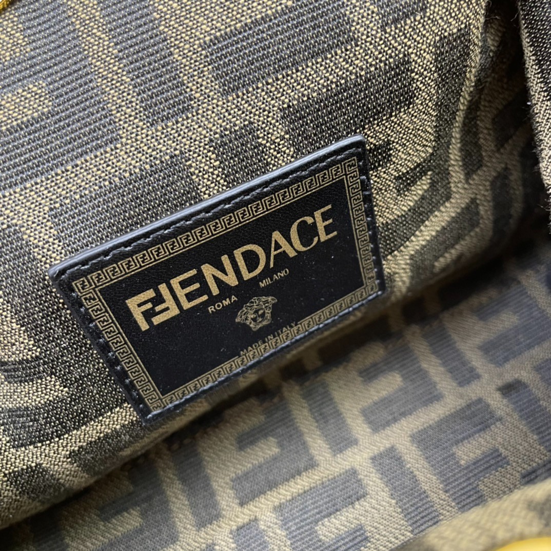 009 009#219-Versace-Bags-02-2023SS