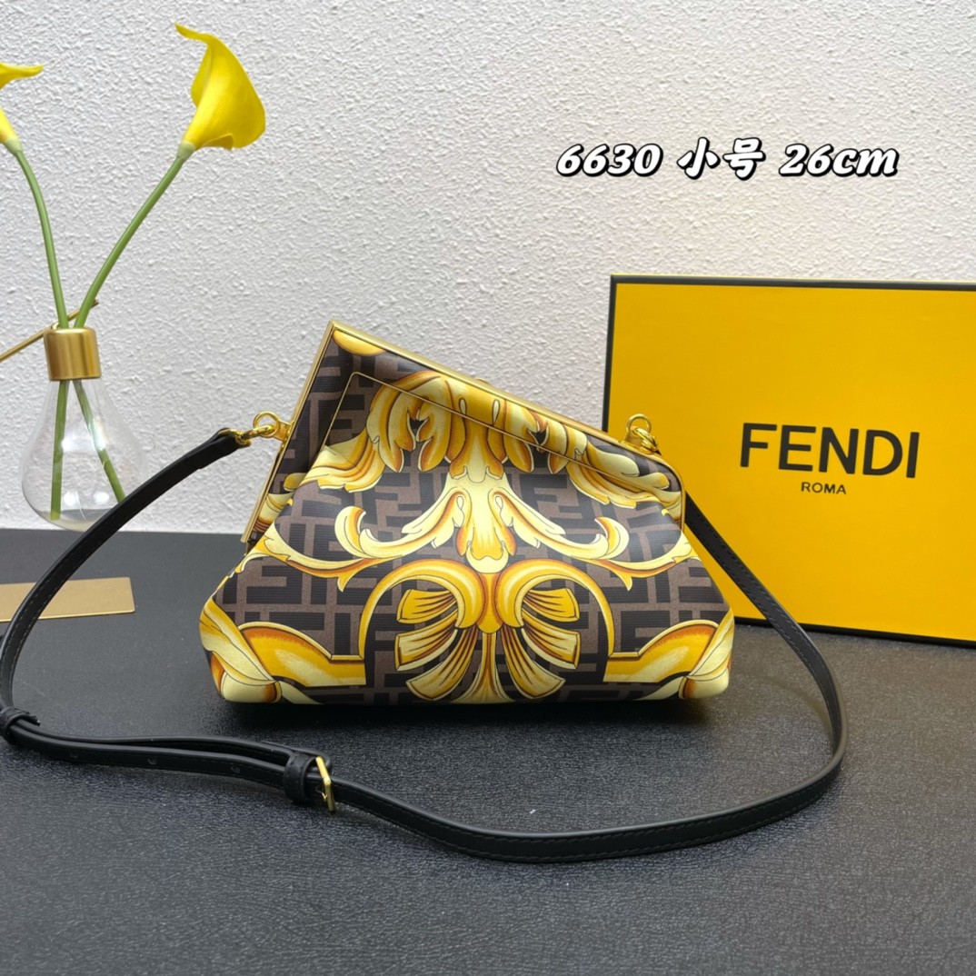 009 009#219-Versace-Bags-02-2023SS