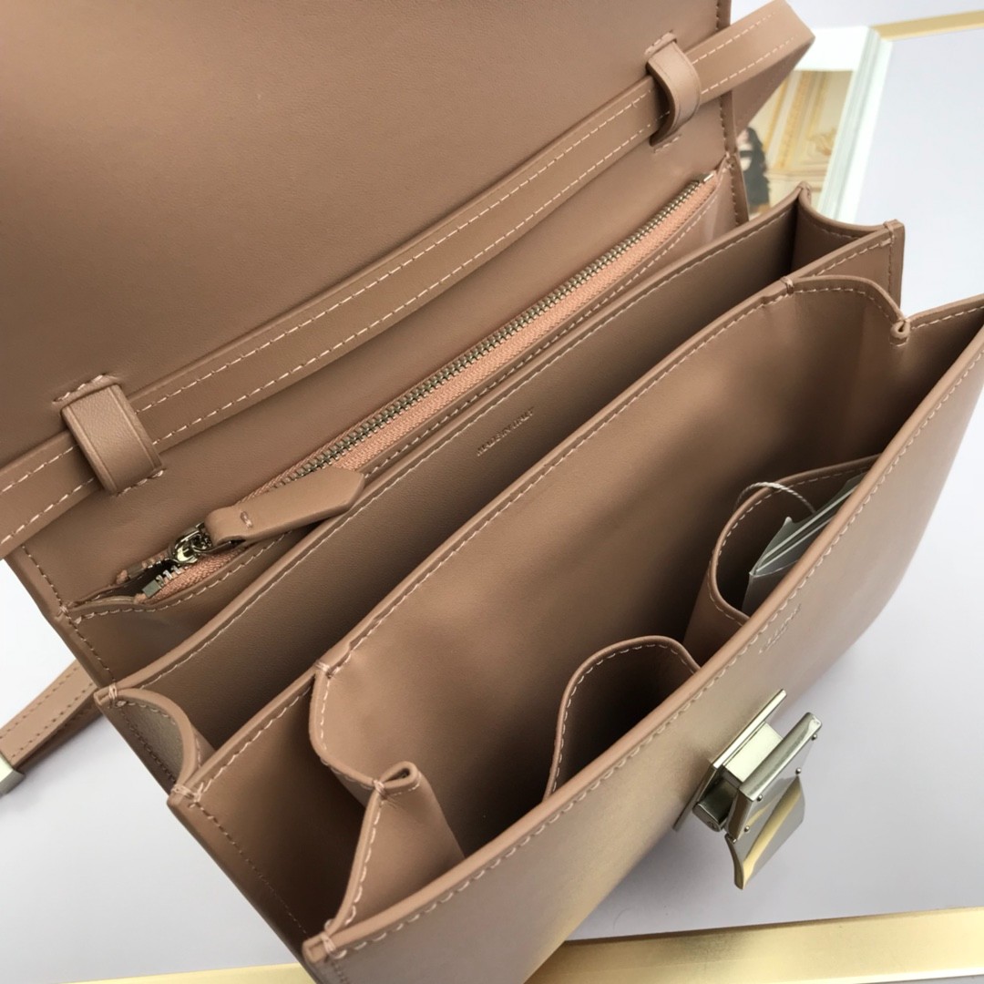 145 095#210-Celing-bags-2023SS