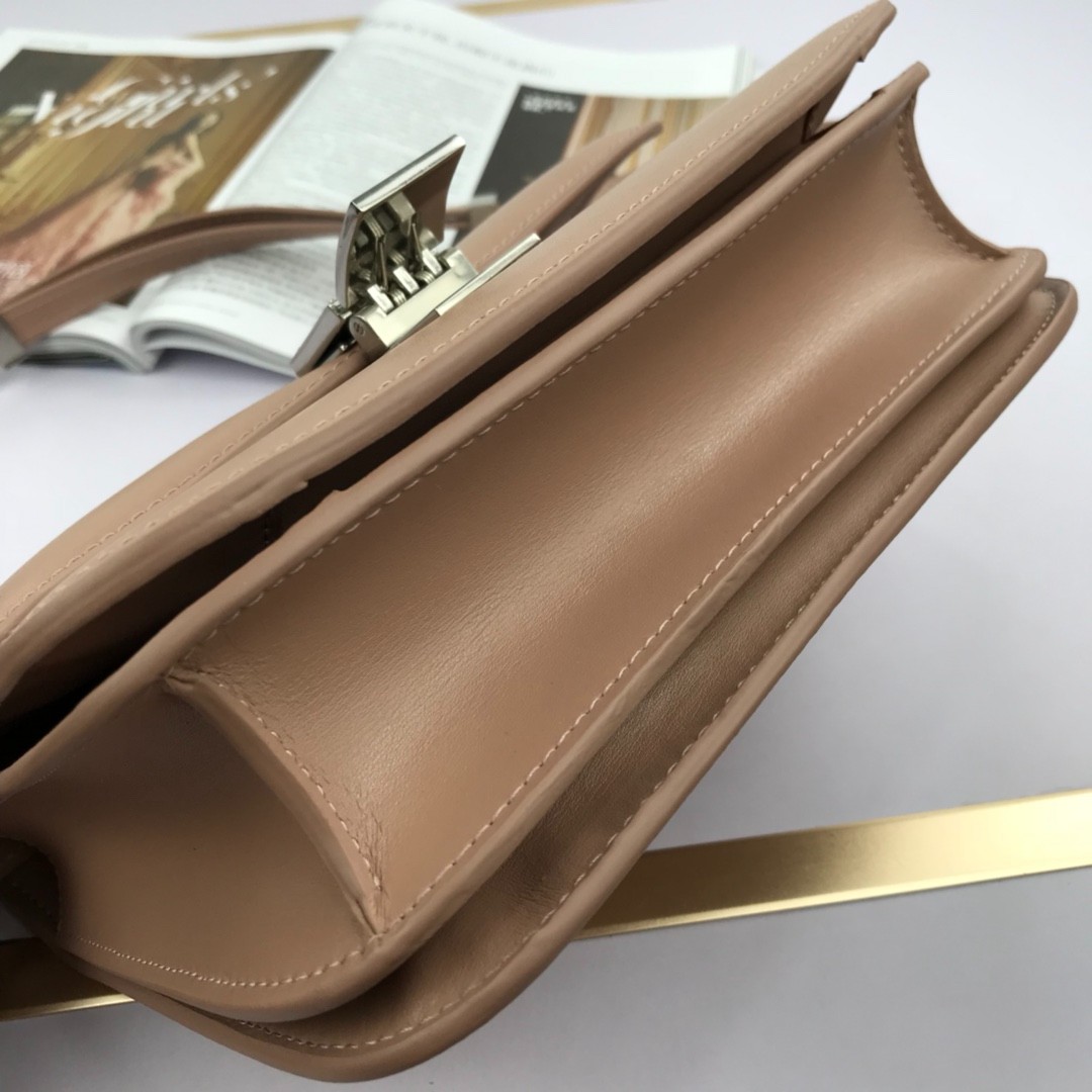 145 095#210-Celing-bags-2023SS